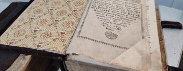 На Одещині прикордонники виявили дві «Великі голови» та стародруки